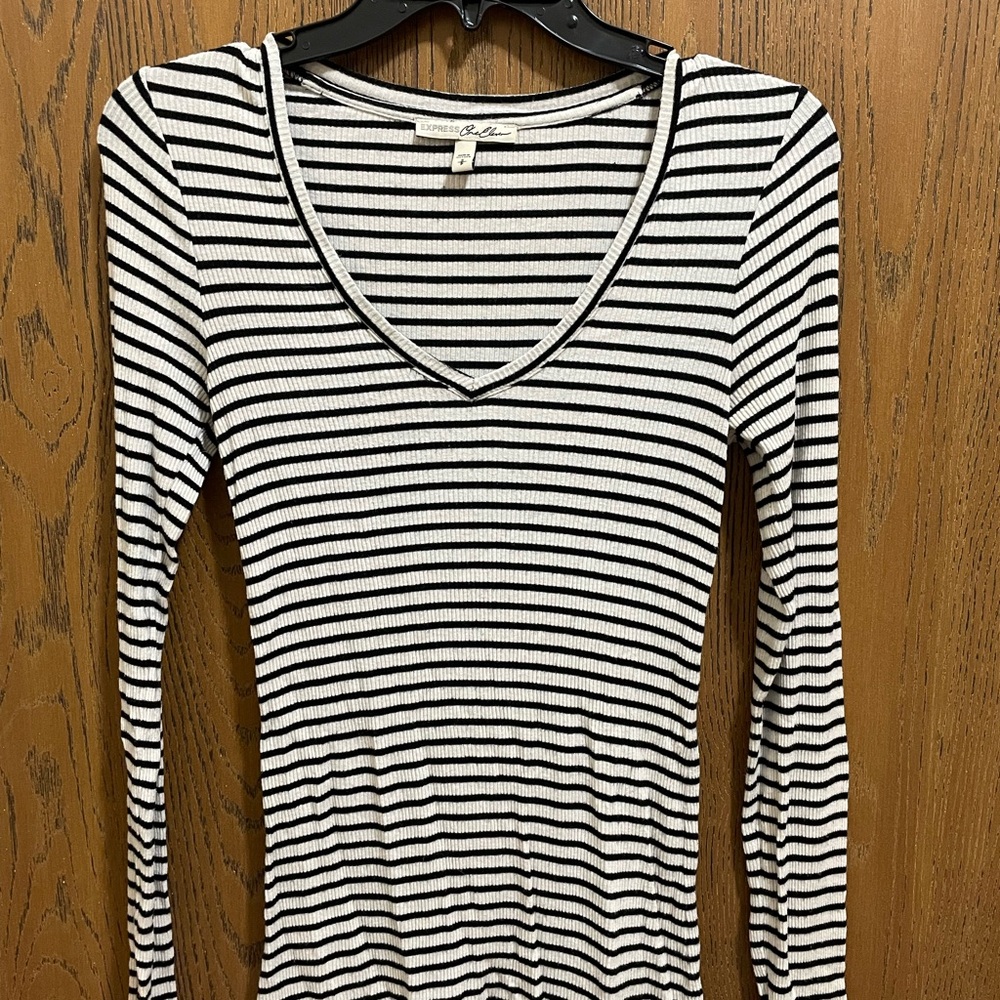 Express Black and White Ribbed Long Sleeve